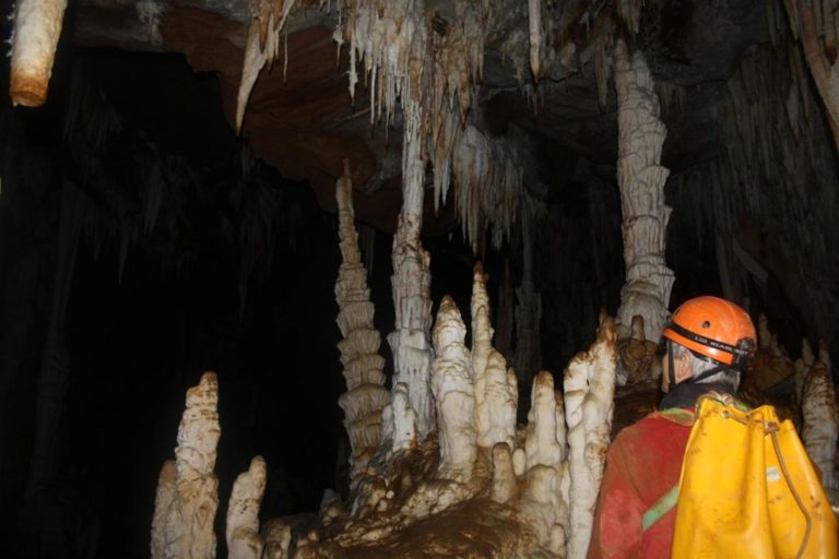Fluminimaggiore: Grotte Su Mannau
