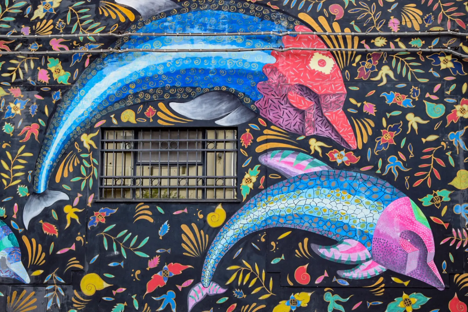 Trekking urbano, street art e degustazione nelle botteghe del gusto - immagine 9