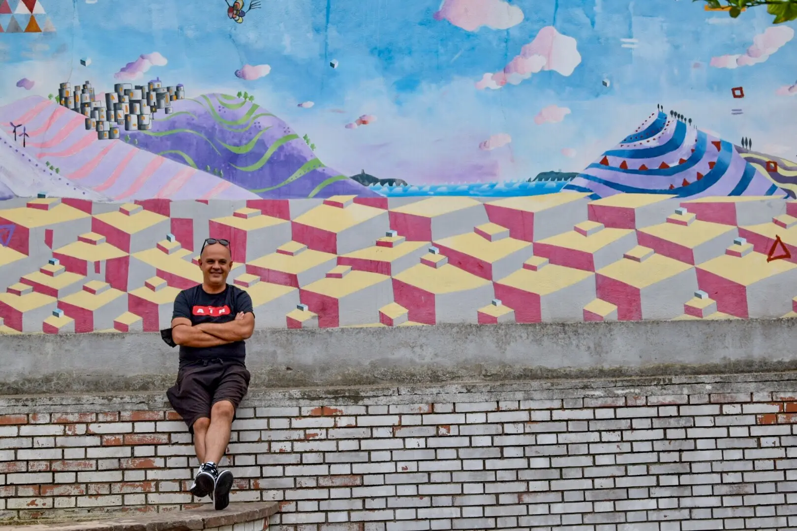 Trekking urbano, street art e degustazione nelle botteghe del gusto - immagine 13