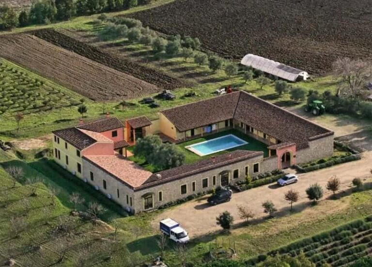 SU MASSAIU
