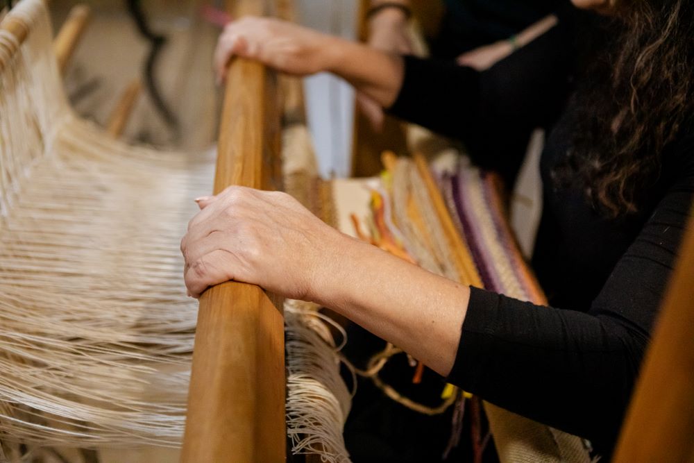Il Dono della Tessitura: il filo dell'arte e della vita