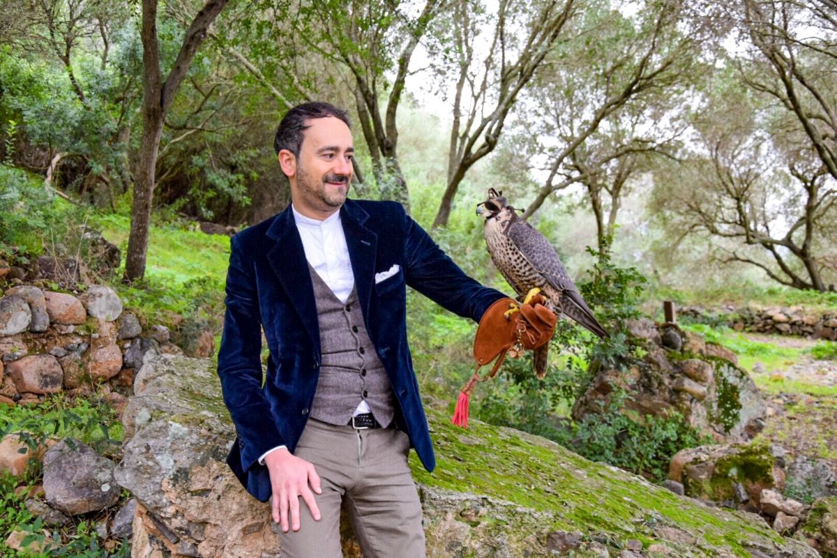 Falconiere per un giorno in Sardegna: incontro esclusivo per 2 persone! - immagine 5