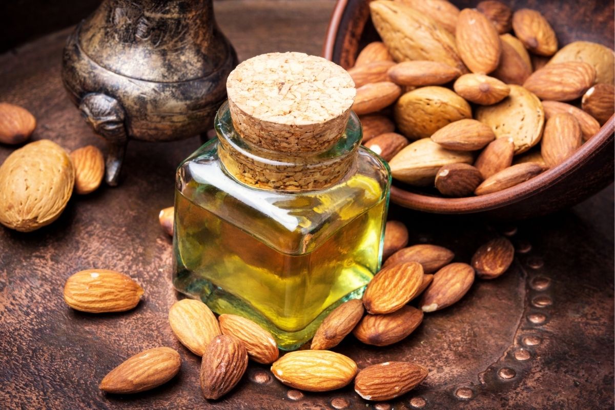 Corso di autoproduzione del sapone naturale all'olio di mandorle